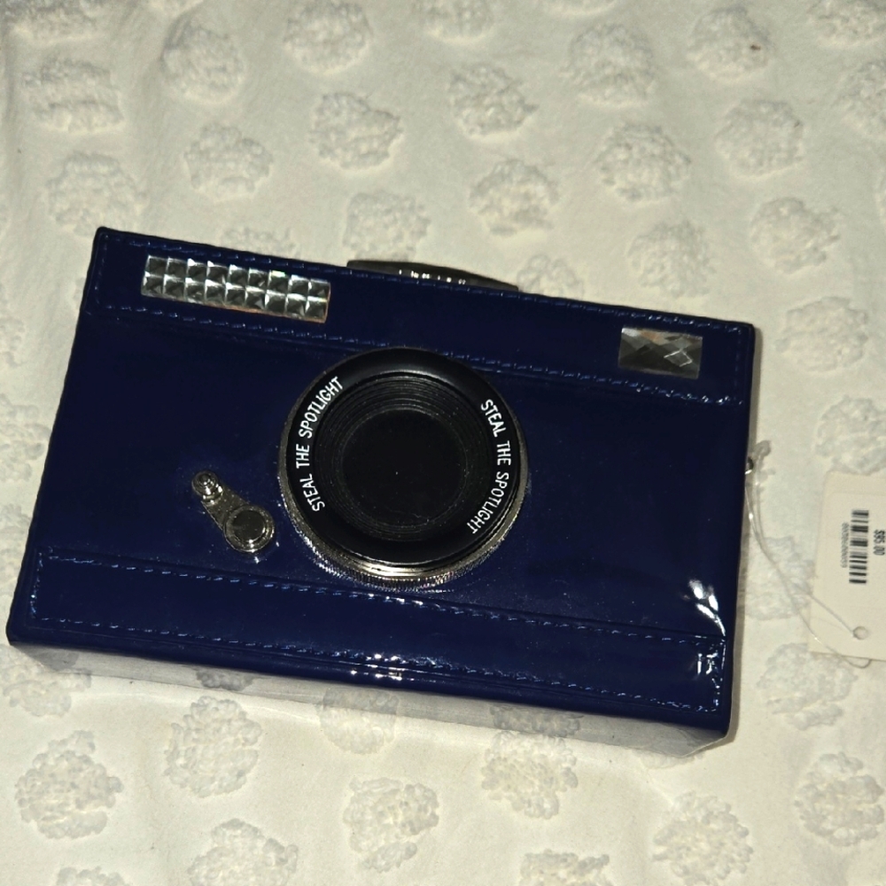 NWT 📷Letode Blue Camera-Shaped Clutch